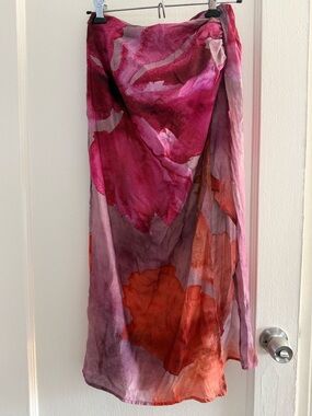 Zara XS Tropical Floral-Print Wrap Skirt in Fuchsia, Pink & Red